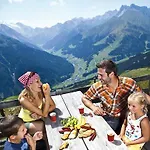 Kirchler Hotel 4*